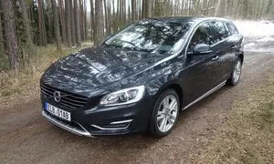 Volvo V60 D6 AWD Plug-in Hybrid 2014