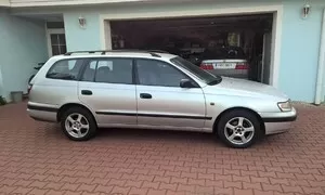 Raspbyho bývalky - Část třetí: Když korunky scházejí (Toyota Carina E)