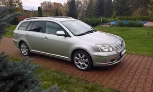 Raspbyho bývalky – Část poslední: Současnost (Toyota Avensis)