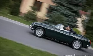 MG B, aneb ako spraviť za jeden deň z Red 1.8 → Green V8 