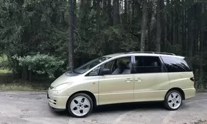 Měsíc s Previí