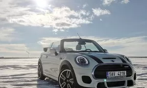 Mini JCW Cabrio: Milovat nebo nenávidět?