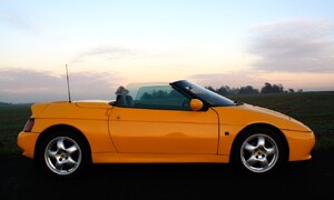 Bazarový snílek, Historie: Bazarový snílek: Lotus Elan M100 - ve špatný čas, na špatném místě