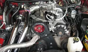 Historie: Výkony za babku: Ford 2.3 Turbo
