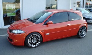 Bazarový snílek: Autíčkář na lovu 02/2012