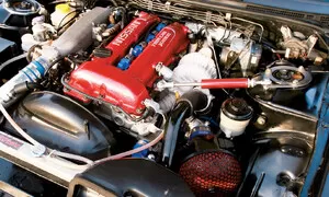 Historie: Výkony za babku: Nissan SR