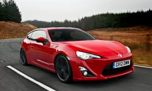 Autíčkář se ptá, Novinky: GT 86 - shooting brake a sedan?