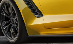 Corvette Z06 bude mít 620 koní?