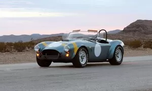 Novinky: Cobra CSX7000:  50 let jedovaté FIA kobry