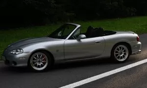 Bazarový snílek: Autíčkář na lovu 02/2014: Další JDM dvojka z tuzemských garáží...
