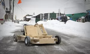 Motokára jako z Ikea? Je tu PlyFly Go-Kart!