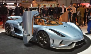 Novinky: Koenigsegg Regerrra: Agerrra you can rrrecharrrge!