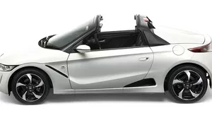 Novinky: Honda S660: Návrat sportovních kei cars?