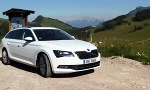 Recenze & testy: Škoda Superb III Combi: Konec jezevčíků v Čechách