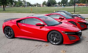 Novinky: Dvojice NSX spatřena a nafocena