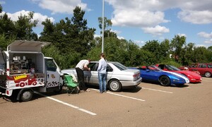 Kafe&Káry: Kafe&Káry Praha popáté: Tuto neděli na Zličíně!