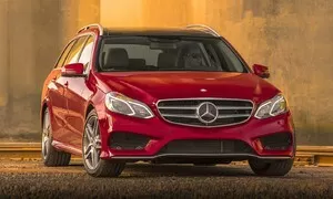 Quo vadis, Mercedes? Nová E-klasse a etická debata kolem klonování