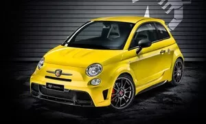 Abarth 695 biposto Record je přesně ta pětistovka, kterou chceme