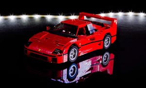 Novinky: Postavte si vlastní F40, stačí 2500 korun a hoďka práce