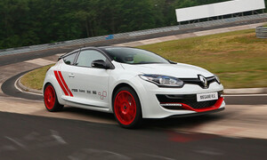 Novinky: Příští Mégane RS s menším motorem – a v automatu