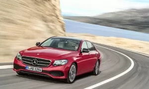 Editorial: O Mercedesech, účelnosti a aerodynamice