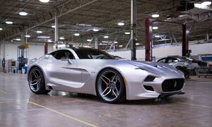 Novinky: Nový Force 1 Henrika Fiskera je převlečený SRT Viper