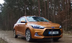 Recenze & testy: Hyundai i20 Coupé: Návrat do atmosféry