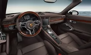 Autíčkář se ptá, Novinky: Autíčkář se ptá: chcete dřevo do Porsche 911?