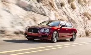 Novinky: Bentley uvádí třetí verzi limuzíny Flying Spur