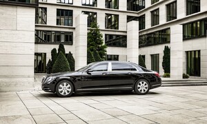 Novinky: Mercedes-Maybach S600 Guard: Vůz neprůstřelného autíčkáře