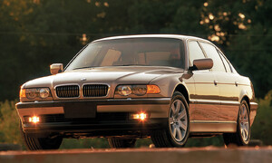 Bazarový snílek: Bazarový snílek: BMW 735i