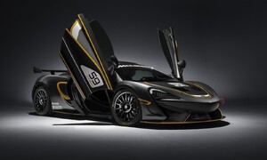 Novinky: McLaren předvádí závodní 570S GT4