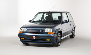 Bazarový snílek: Renault R5 GT Turbo - Splašený jehlan útočí