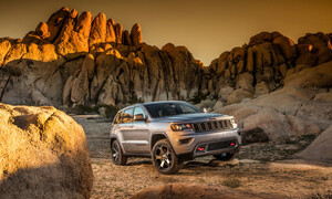 Novinky: Na internet unikly fotky Jeepu Grand Cherokee Trailhawk