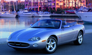 Bazarový snílek: Bazarový snílek: Jaguar XK8