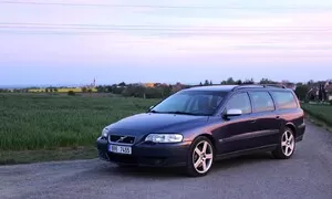 Volvo V70R: Bitevní křižník