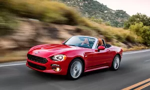 První zahraniční recenze Fiatu 124 Spider 