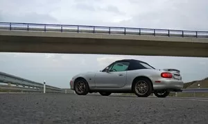 Recenze & testy: Mazda MX-5 1.8 Kompresor - Konečně rychlá Miata?
