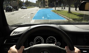 Autíčkář futurista, Historie: Head-up displej: Pilotem stíhačky snadno a rychle