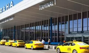 Editorial: Jsou protesty pražských taxikářů marketingovou kampaní Uberu?