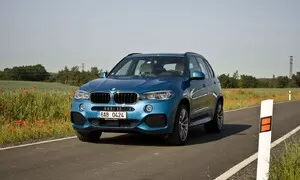Recenze & testy: BMW X5 xDrive 30d: Komfortní zóna v nadměrné velikosti