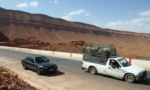 Autíčkář na cestách: Se starým BMW za pár šlupek do Maroka a zase zpátky: Část druhá