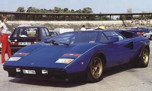 Historie: Walter Wolf: „Dejte mi tam křídlo, velké brzdy a výkon navíc“!