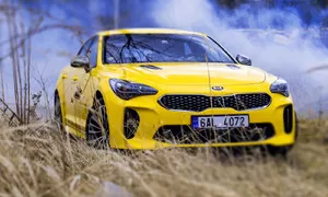 KIA Stinger 2.0 T-GDI: Žák se stává učitelem