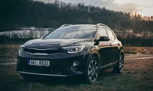 Recenze & testy: Kia Stonic 1.6 CRDi: Neobyčejně všední crossover