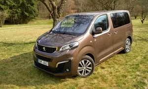 Peugeot Traveller 2.0 HDi 4x4 Dangel: Rallye dodávka