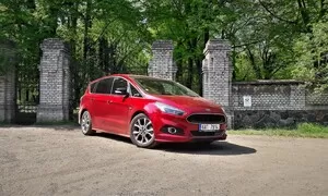 Recenze & testy: Ford S-Max ST Line 2.0 TDCi: Rodinný business