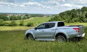 Mitsubishi L200 2.4 DI-D: Destilovaný pickup