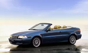 Recenze & testy: Za volantem: Volvo C70 Convertible 2.0 LPT - Když krabice začala být sexy