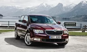 Ptejte se: Ptejte se: Auto na delší cesty za 150 tisíc
